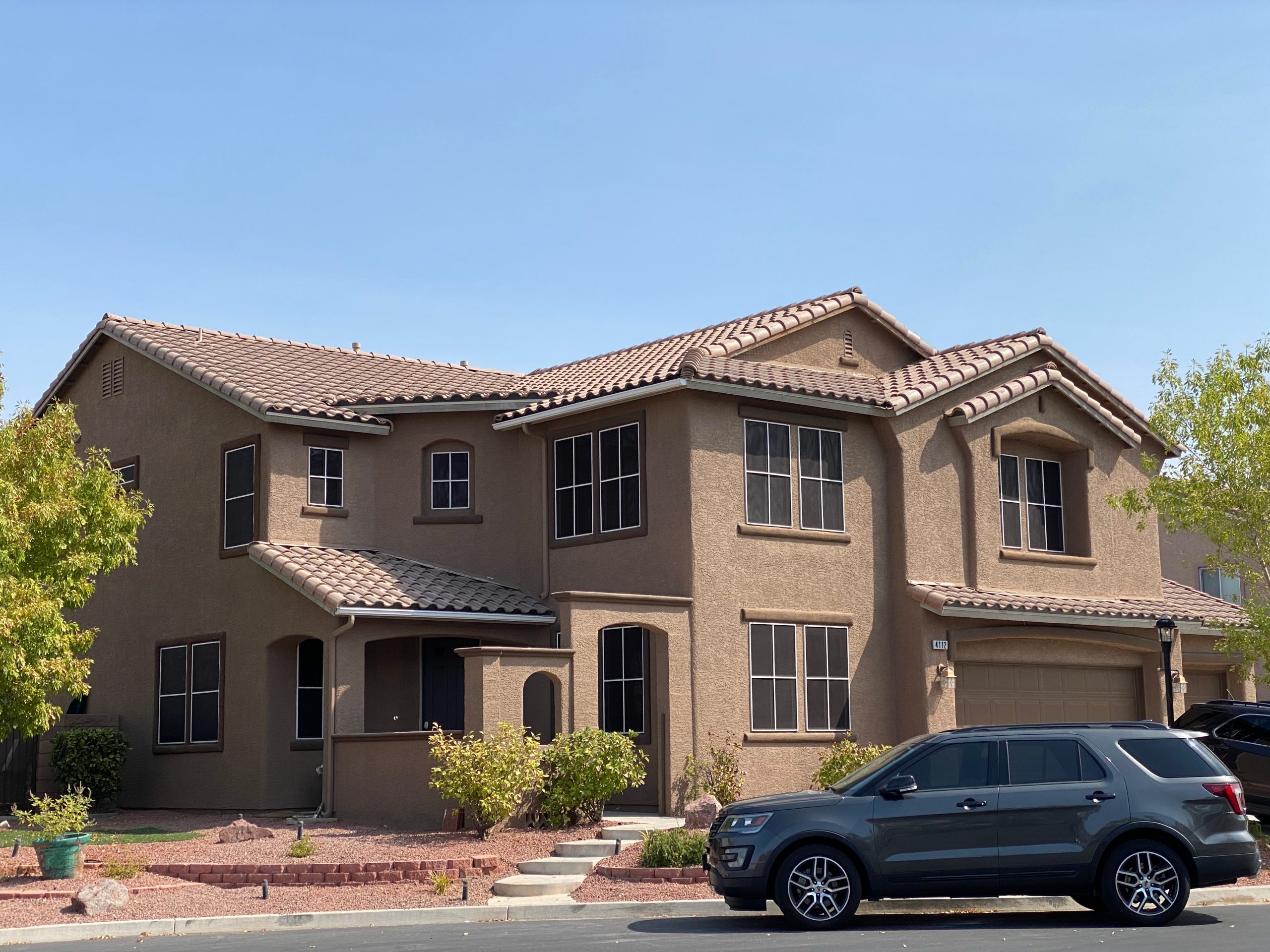 Custom solar screens installed on a Summerlin home blocking heat and UV rays